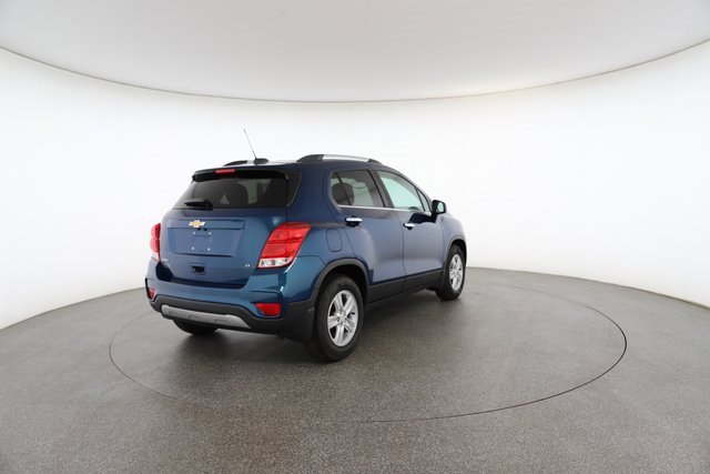 Used 2019 Chevrolet Trax LT w/ LT Convenience Package image 17