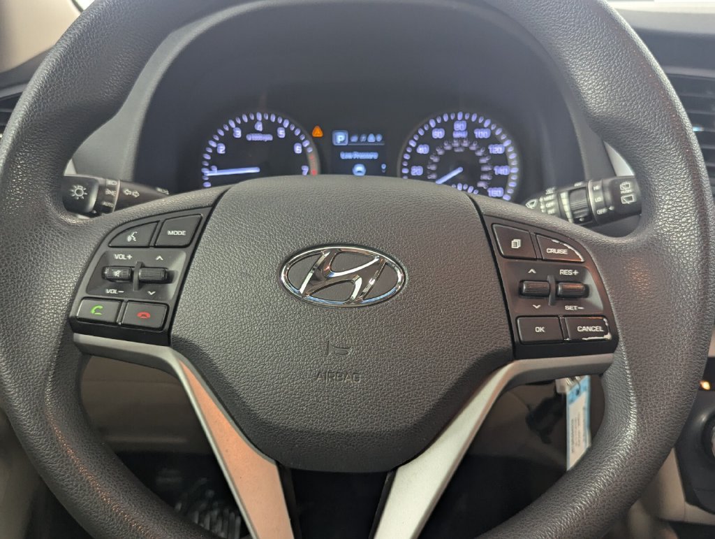 Used 2018 Hyundai Tucson SE AWD/4WD image 16