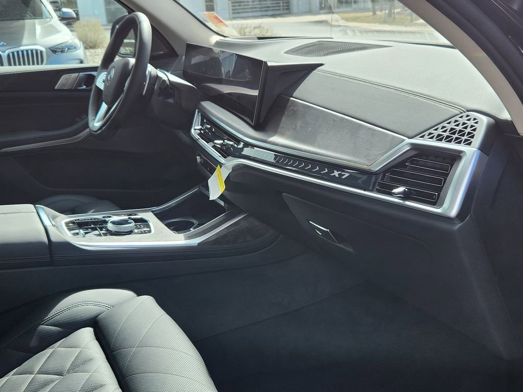 Certified 2026 BMW X7 xDrive40i image 17