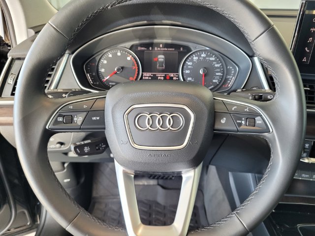 Used 2023 Audi Q5 2.0T Premium w/ Convenience Package AWD/4WD image 23