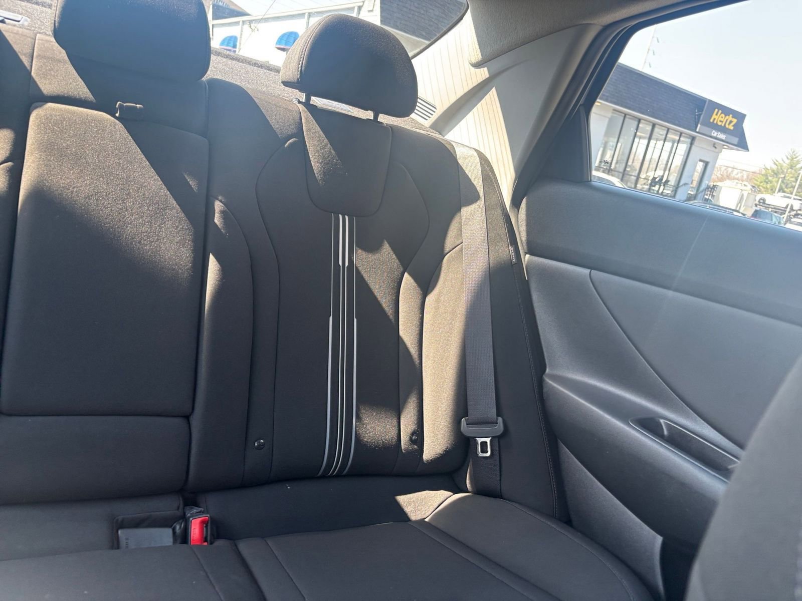 Used 2025 Hyundai Elantra SEL image 38
