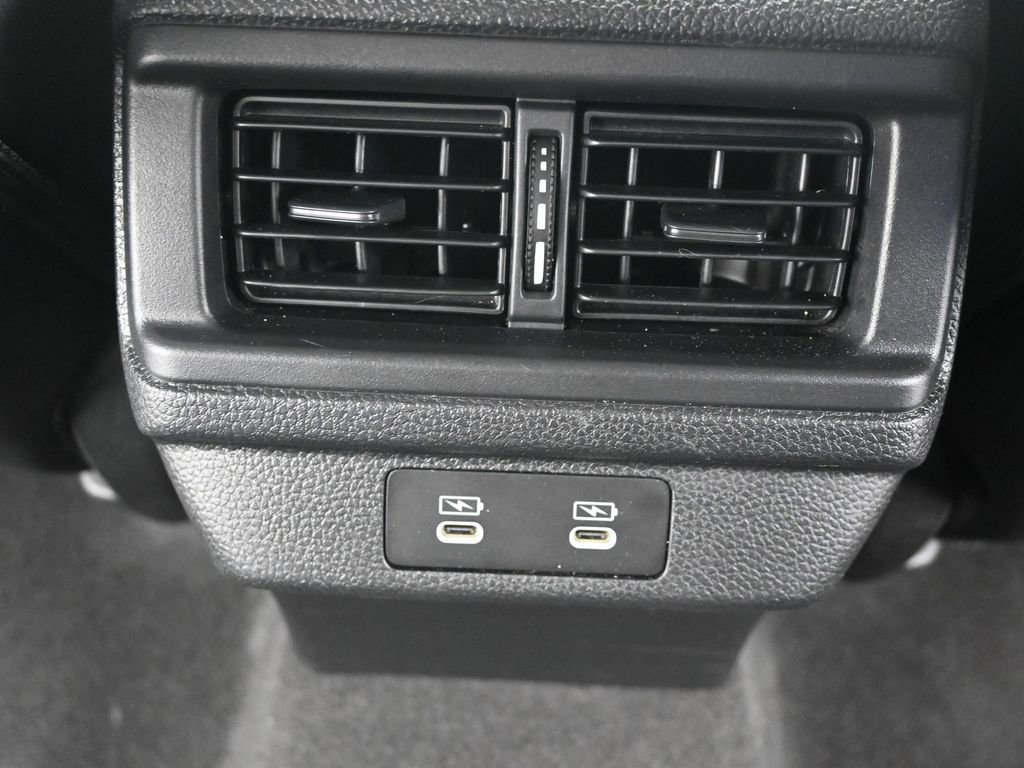 Used 2023 Honda Accord Touring image 10