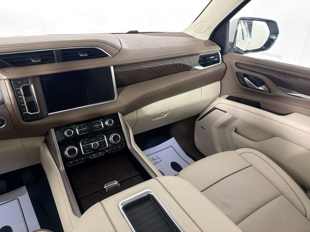 Used 2024 GMC Yukon XL Denali image 25