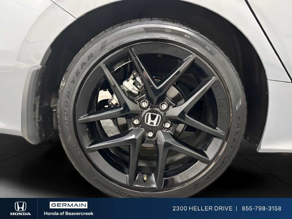 Certified 2025 Honda Civic Sport image 27