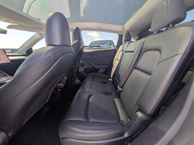 Used 2023 Tesla Model Y Long Range image 12