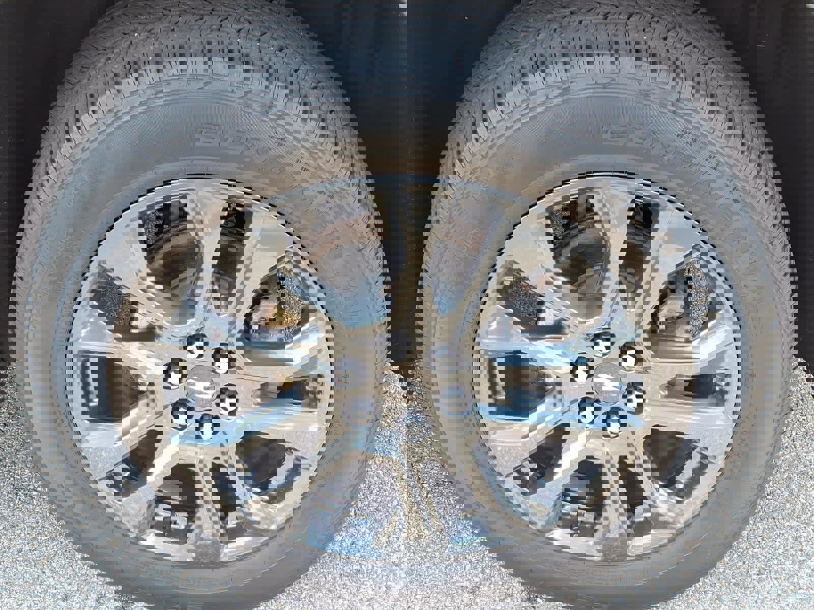 Used 2019 Chevrolet Traverse RS w/ LPO, 'HIT The Road' Package image 7