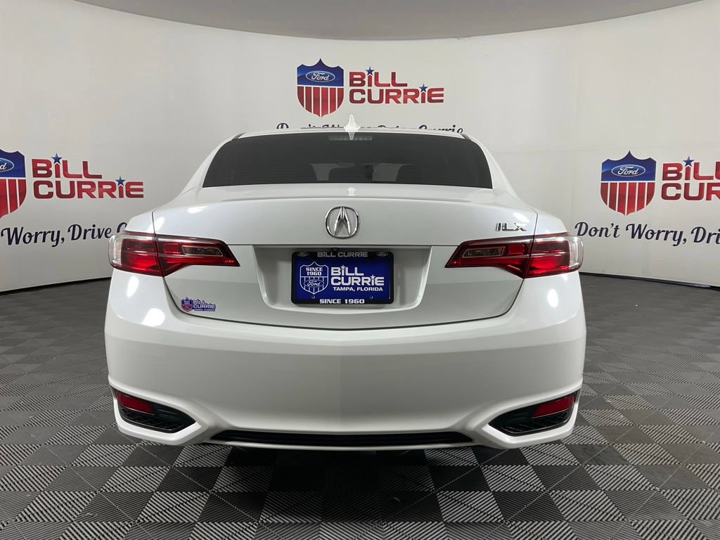 Used 2018 Acura ILX w/ AcuraWatch Plus Package FWD image 4