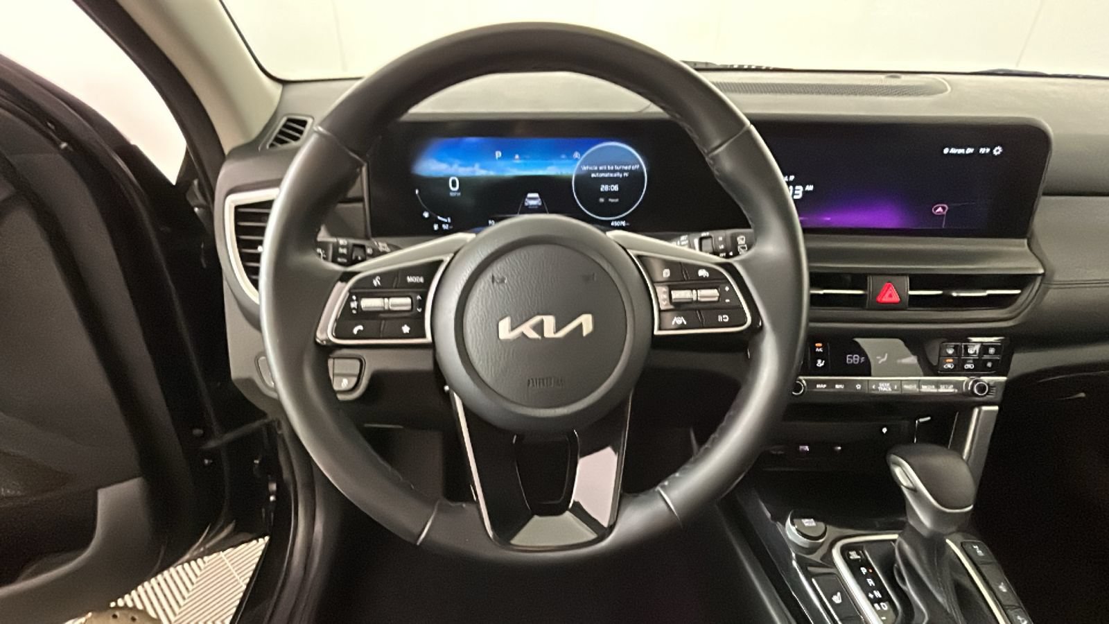 Used 2024 Kia Seltos EX AWD/4WD image 17