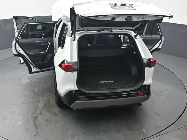 Used 2023 Toyota RAV4 XSE AWD/4WD image 52