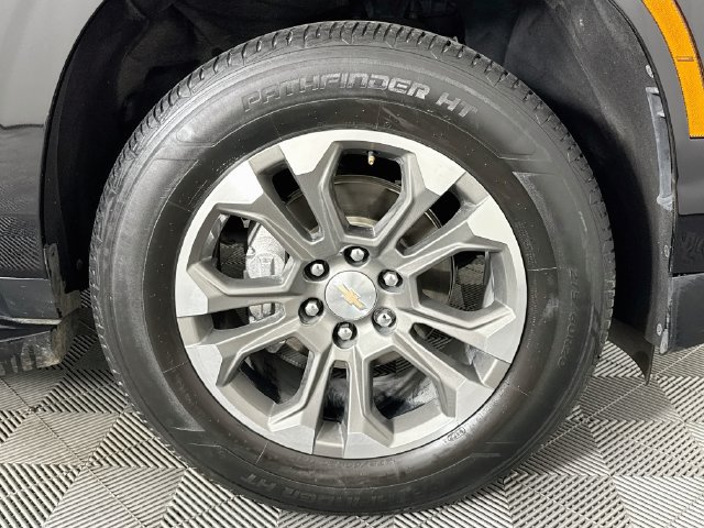 Used 2025 Chevrolet Tahoe LS RWD image 28