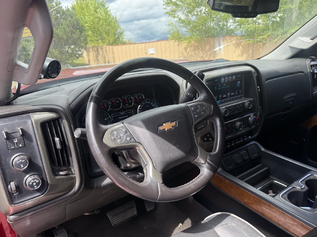 Used 2018 Chevrolet Silverado 2500 High Country w/ Duramax Plus Package AWD/4WD image 13