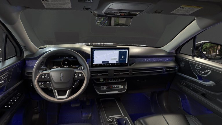 New 2025 Lincoln Corsair Grand Touring w/ Equipment Group 302A AWD/4WD image 31