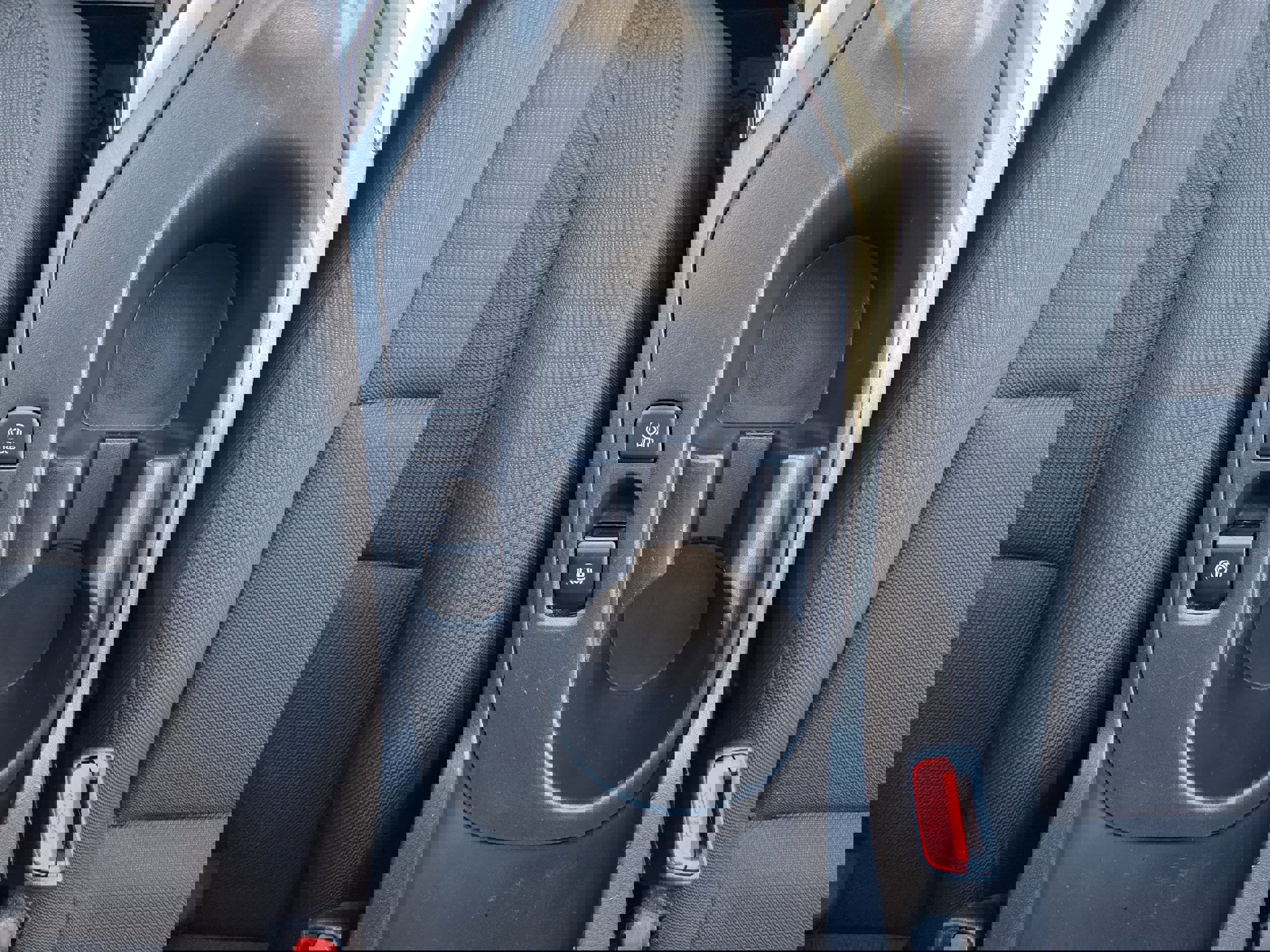 Used 2023 Toyota Corolla LE image 27