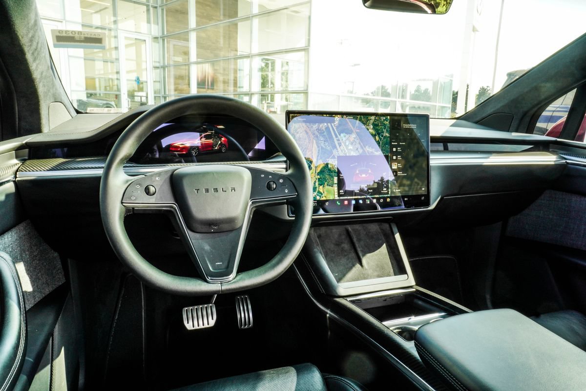 Used 2022 Tesla Model X Plaid AWD/4WD image 20