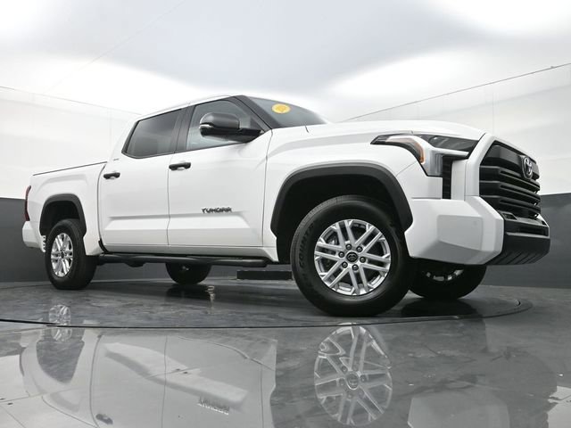 Used 2024 Toyota Tundra SR5 w/ SR5 Convenience Package image 32