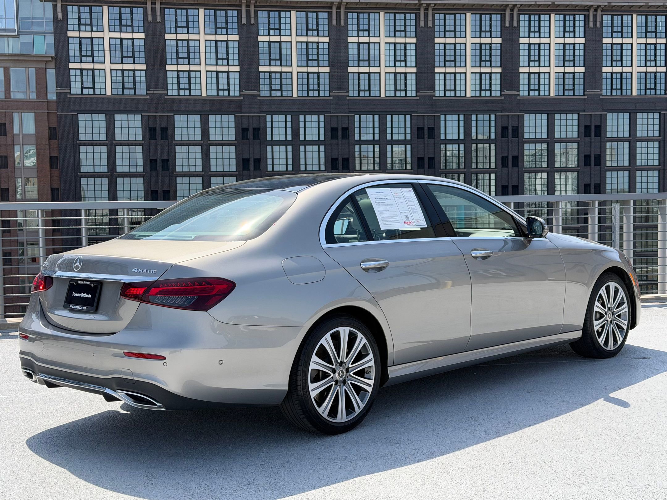 Used 2022 Mercedes-Benz E 450 4MATIC Sedan image 7