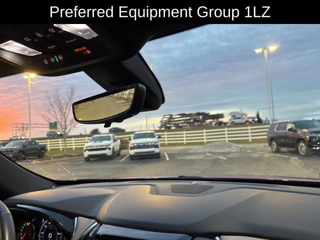 Used 2023 Chevrolet Traverse Premier image 16