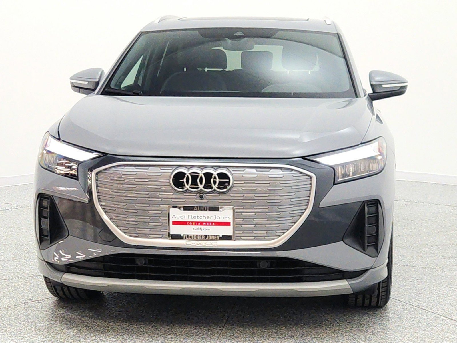 Used 2023 Audi Q4 e-tron Premium Plus w/ Premium Plus RWD image 2
