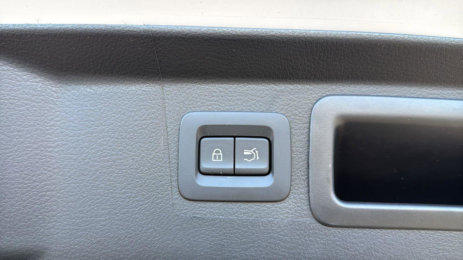 New 2026 MAZDA CX-50 AWD 2.5 Hybrid w/ Cargo Package image 25