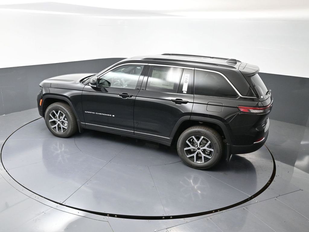 New 2025 Jeep Grand Cherokee Limited w/ Trailer Tow Package image 29