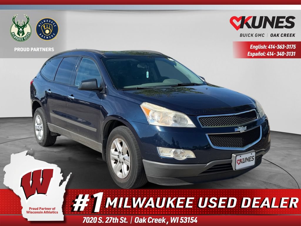 Used 2011 Chevrolet Traverse LS FWD image 1