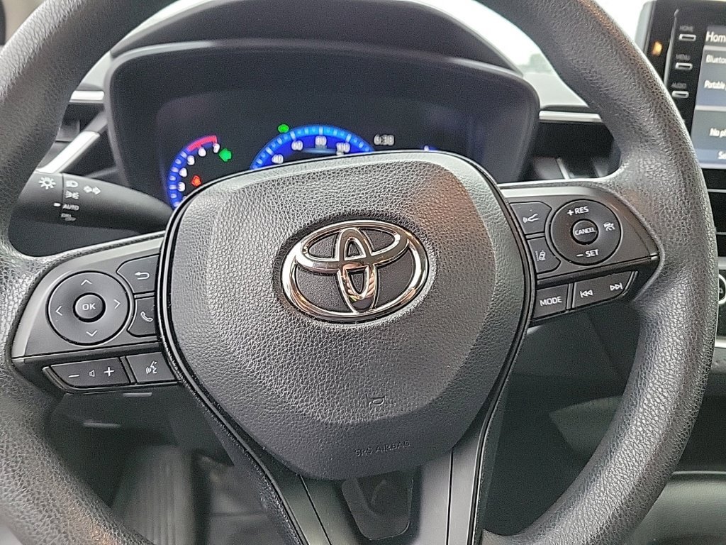 Used 2022 Toyota Corolla LE FWD image 9