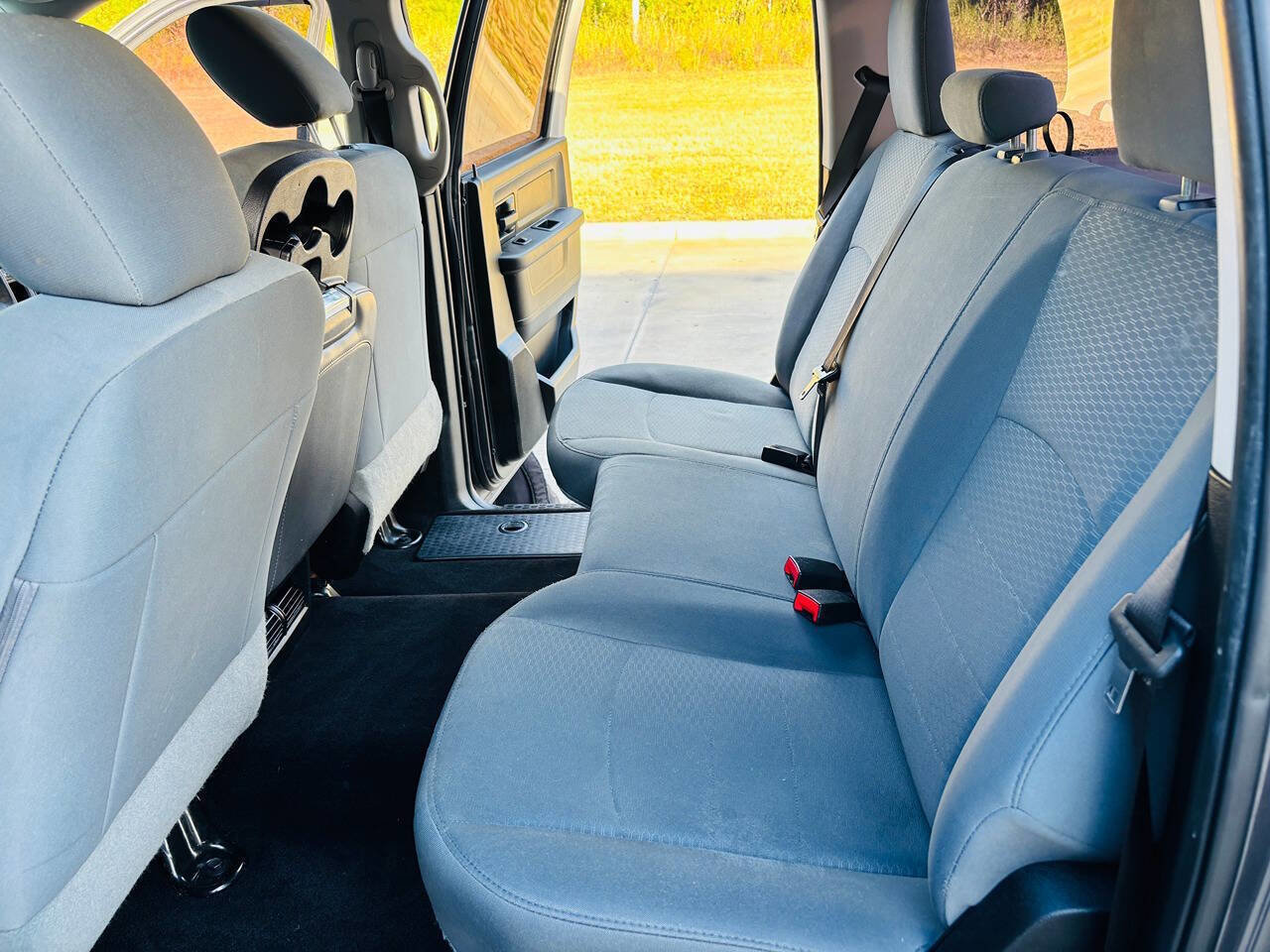 Used 2017 RAM 1500 Express image 21