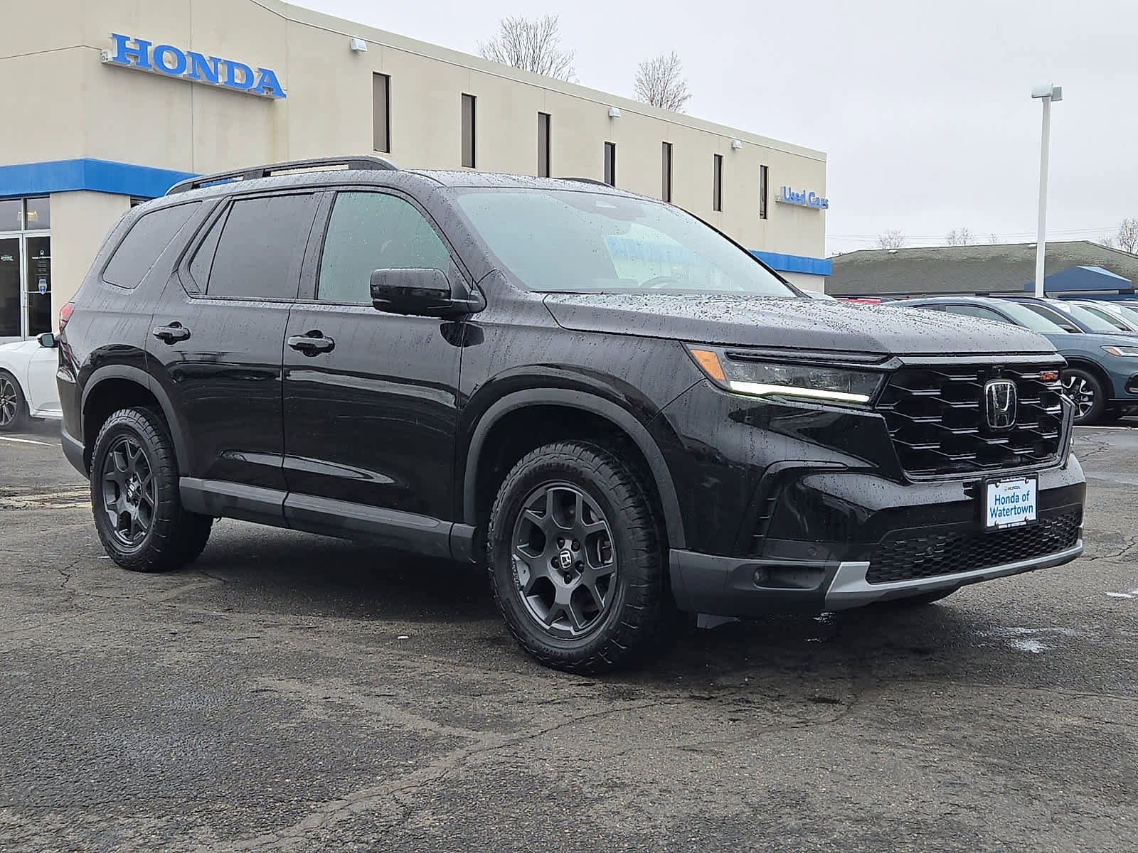 Certified 2025 Honda Pilot TrailSport image 4