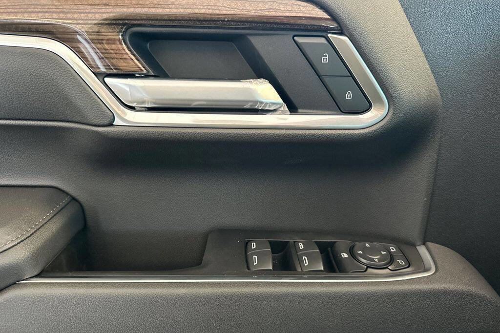 New 2026 Chevrolet Silverado 1500 RST image 12