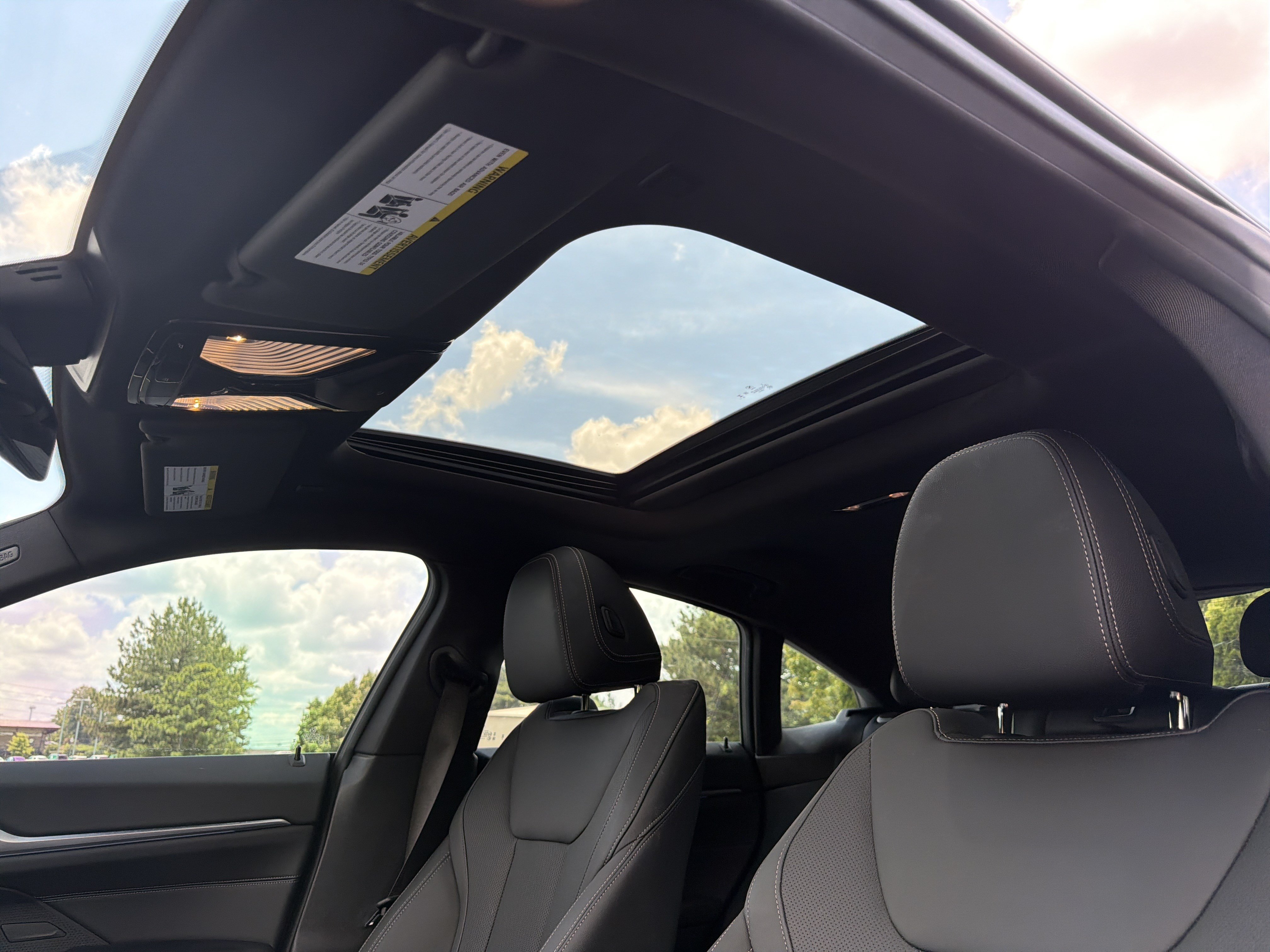 Used 2023 BMW i4 eDrive35 w/ Premium Package RWD image 8
