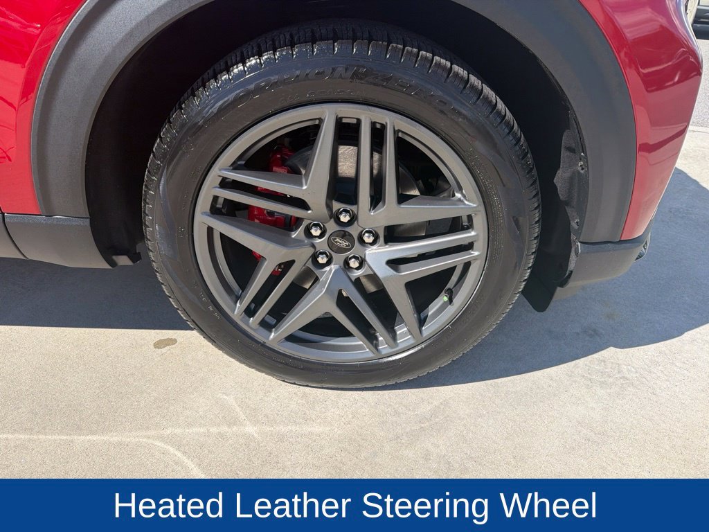 Used 2026 Ford Explorer ST AWD/4WD image 12