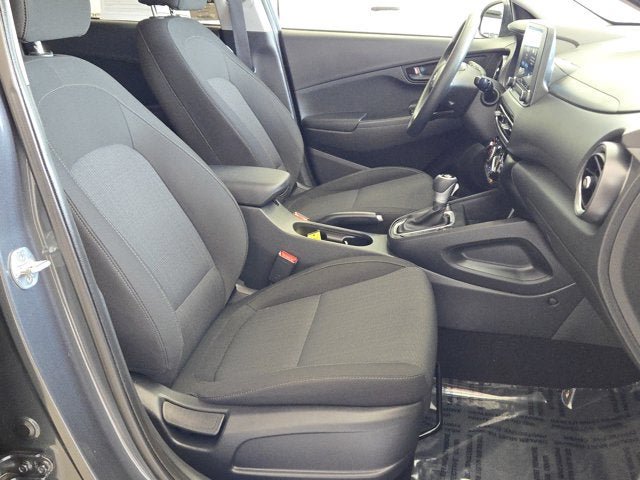 Used 2022 Hyundai Kona SEL w/ Cargo Package FWD image 3