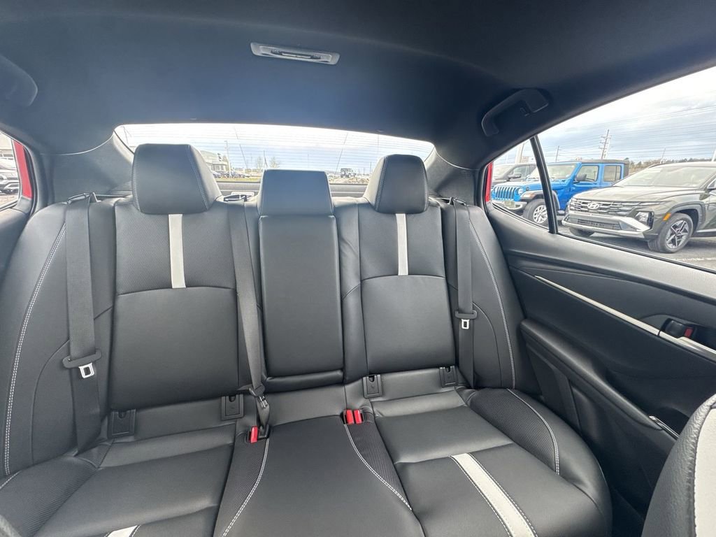 New 2026 Toyota Camry Hybrid FWD image 14