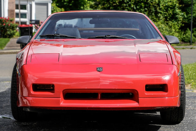 Used 1988 Pontiac Fiero GT RWD image 13