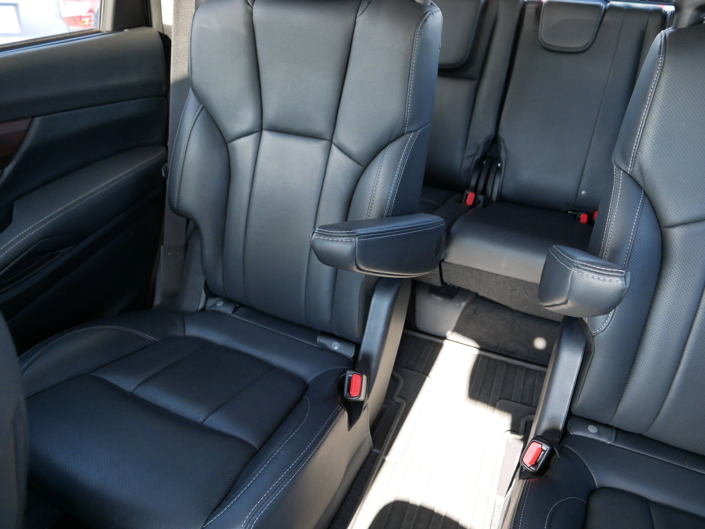 Used 2023 Subaru Ascent Touring image 12