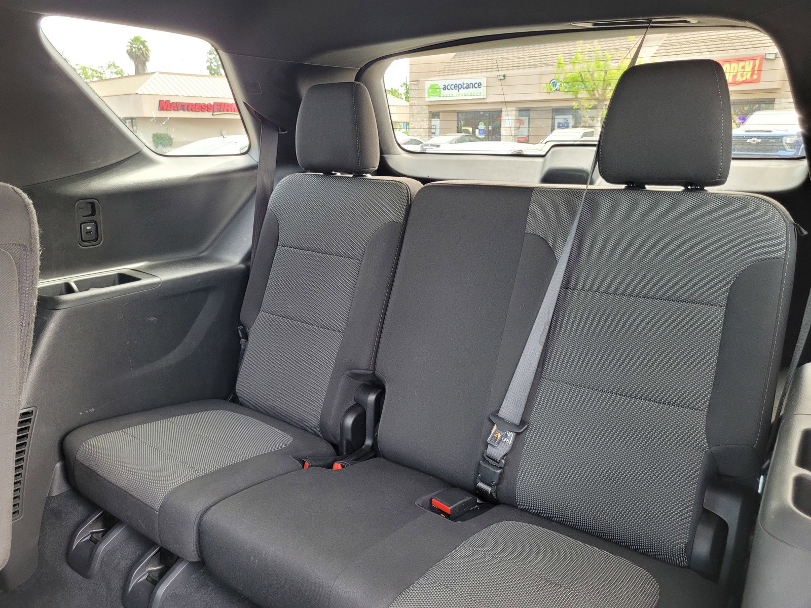 Used 2023 Chevrolet Traverse LT image 12