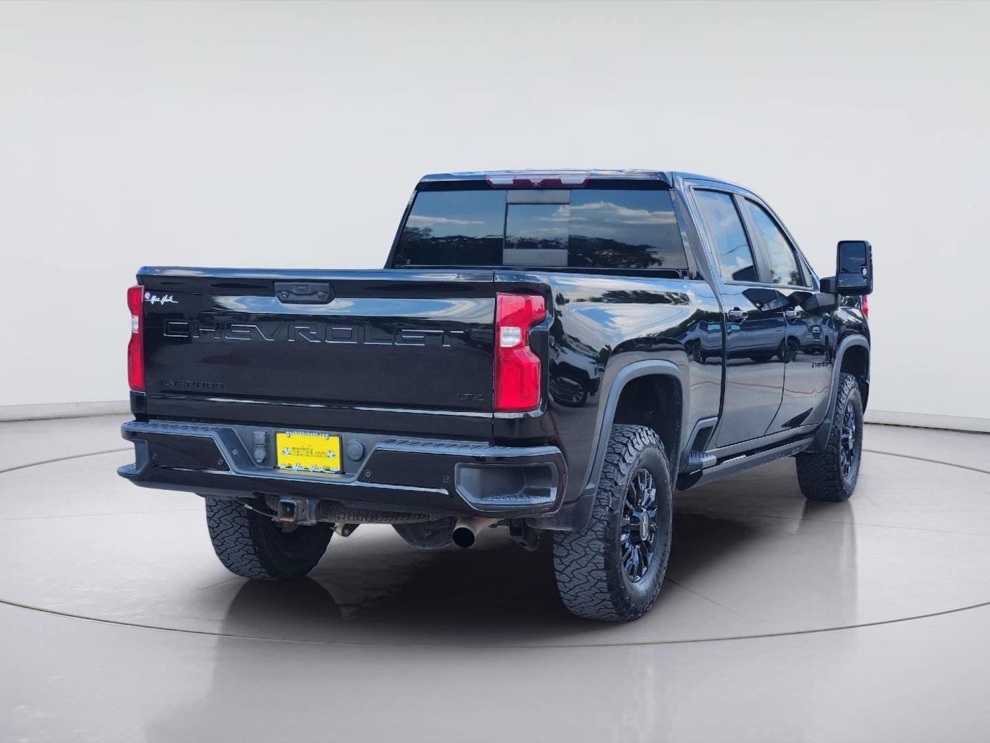 Used 2023 Chevrolet Silverado 2500 LTZ w/ LTZ Plus Package AWD/4WD image 5