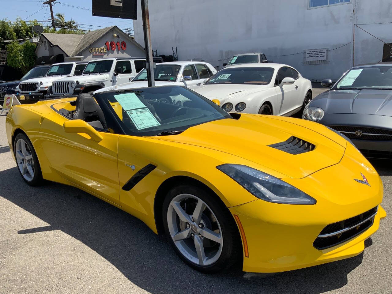 Used 2014 Chevrolet Corvette Stingray Convertible w/ 2LT Preferred Equipment Group RWD image 3