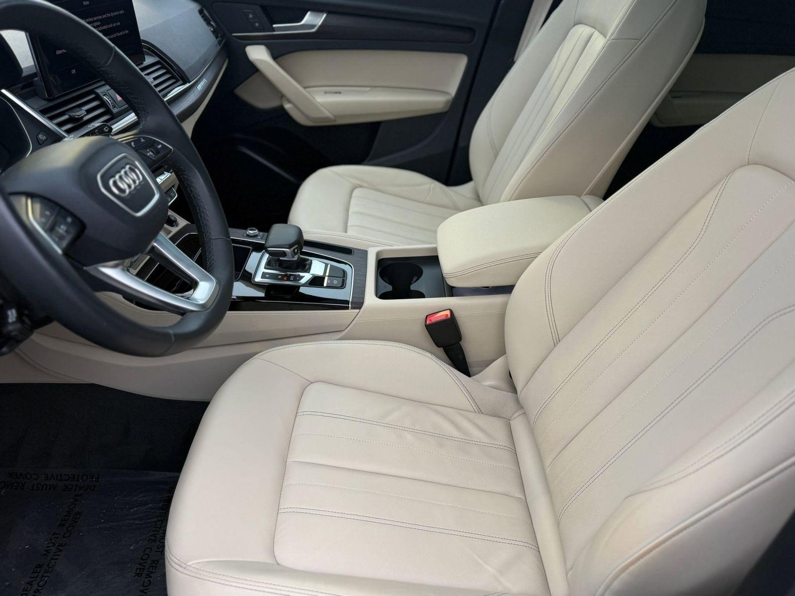 Used 2023 Audi Q5 2.0T Premium w/ Convenience Package image 5