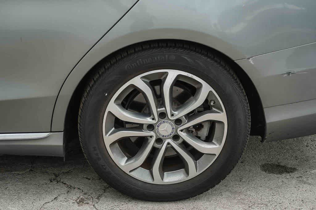 Used 2016 Mercedes-Benz C 300 Sedan image 10