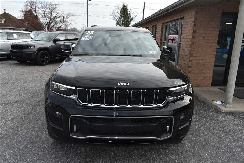 Used 2023 Jeep Grand Cherokee L Overland AWD/4WD image 9