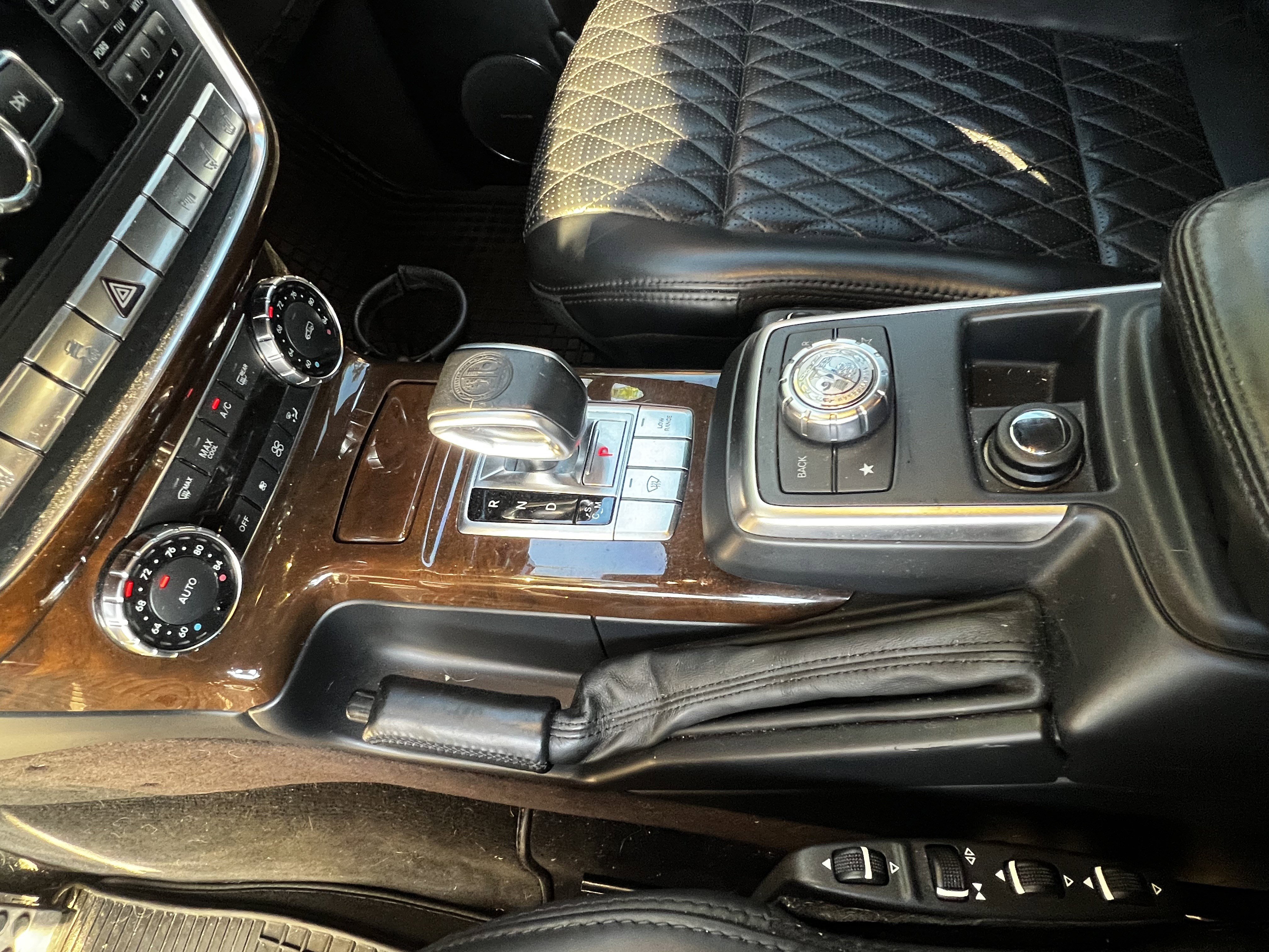 Used 2016 Mercedes-Benz G 65 AMG 4MATIC image 28