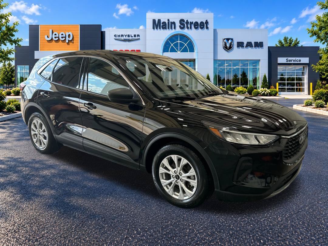 Used 2023 Ford Escape Active FWD image 7