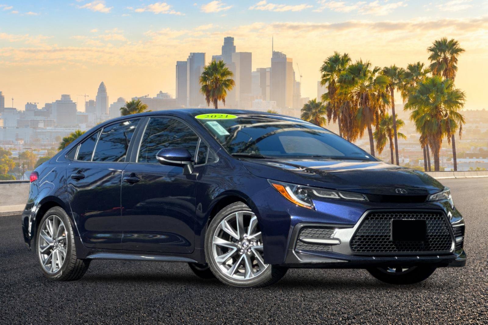 Used 2021 Toyota Corolla SE w/ Carpet Mat Package (TMS) FWD image 2