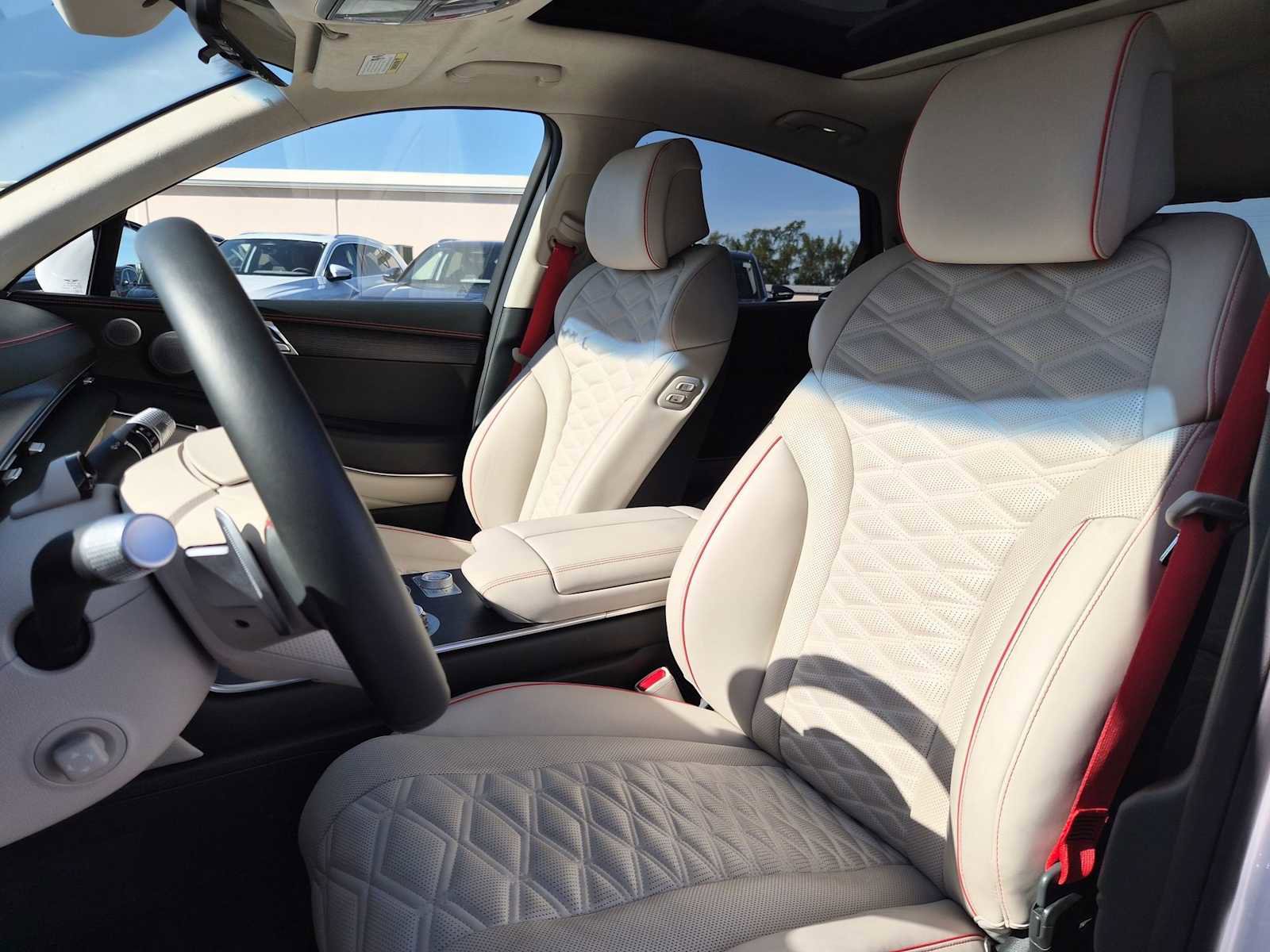 Used 2025 Genesis GV80 3.5T image 15