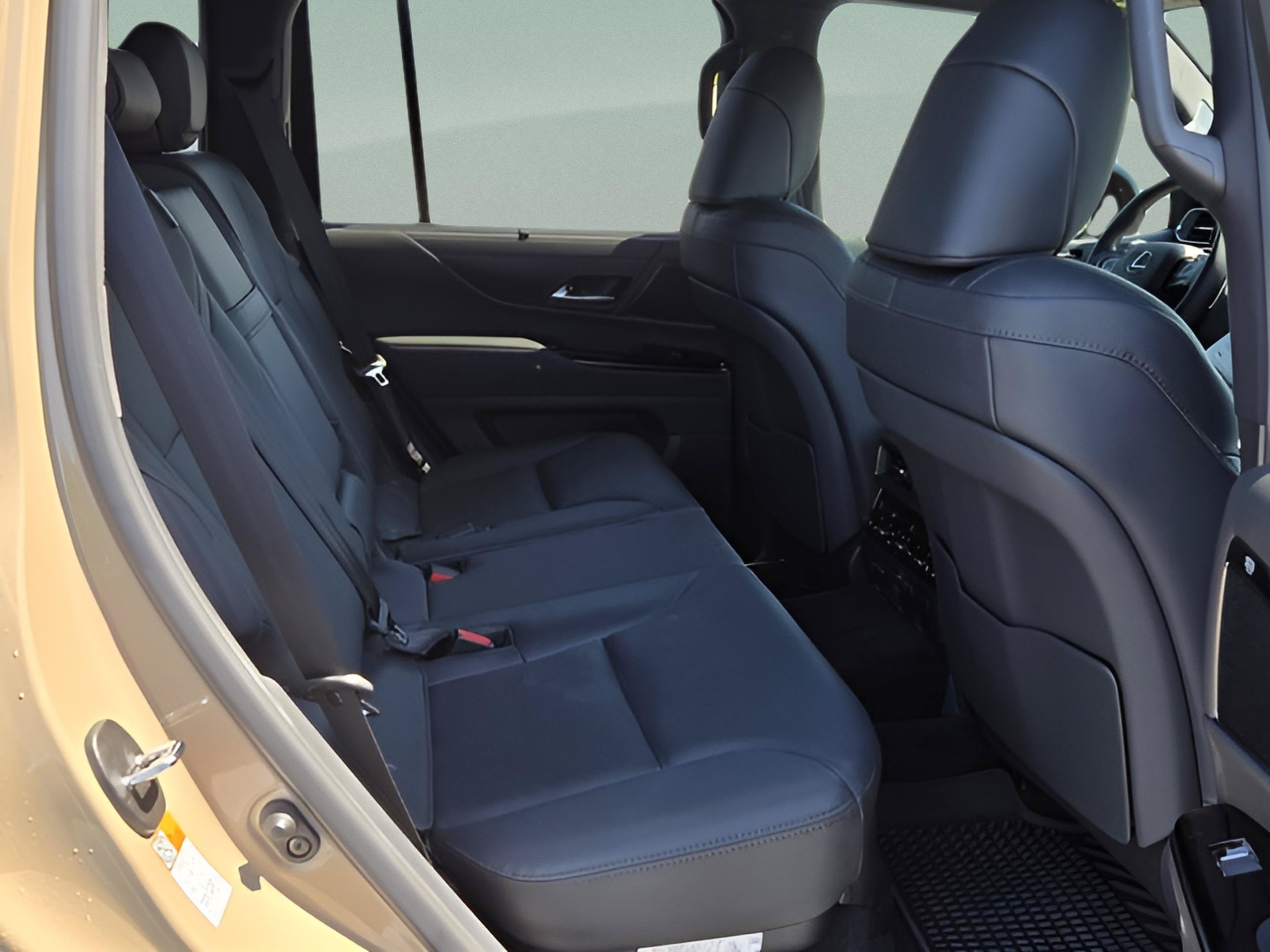 New 2026 Lexus LX 700h Overtrail AWD/4WD image 33