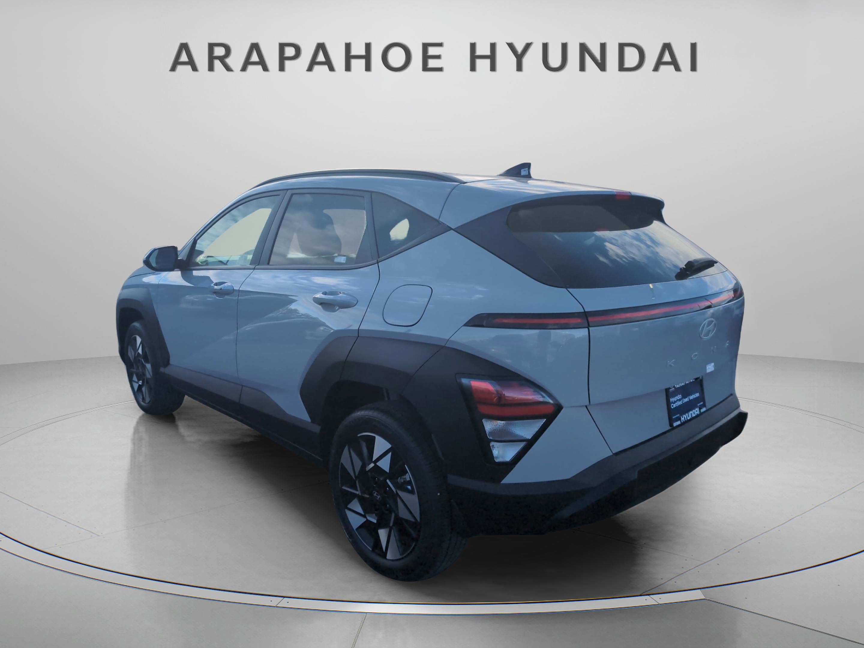 Used 2025 Hyundai Kona SEL image 3