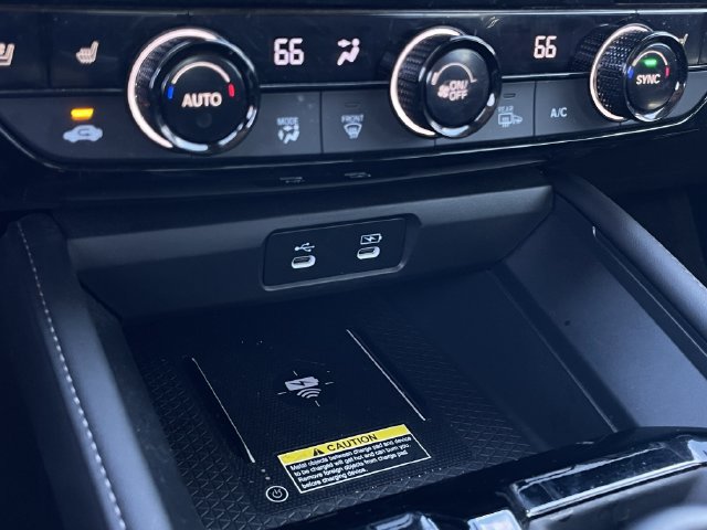Used 2025 Honda Accord Touring image 18