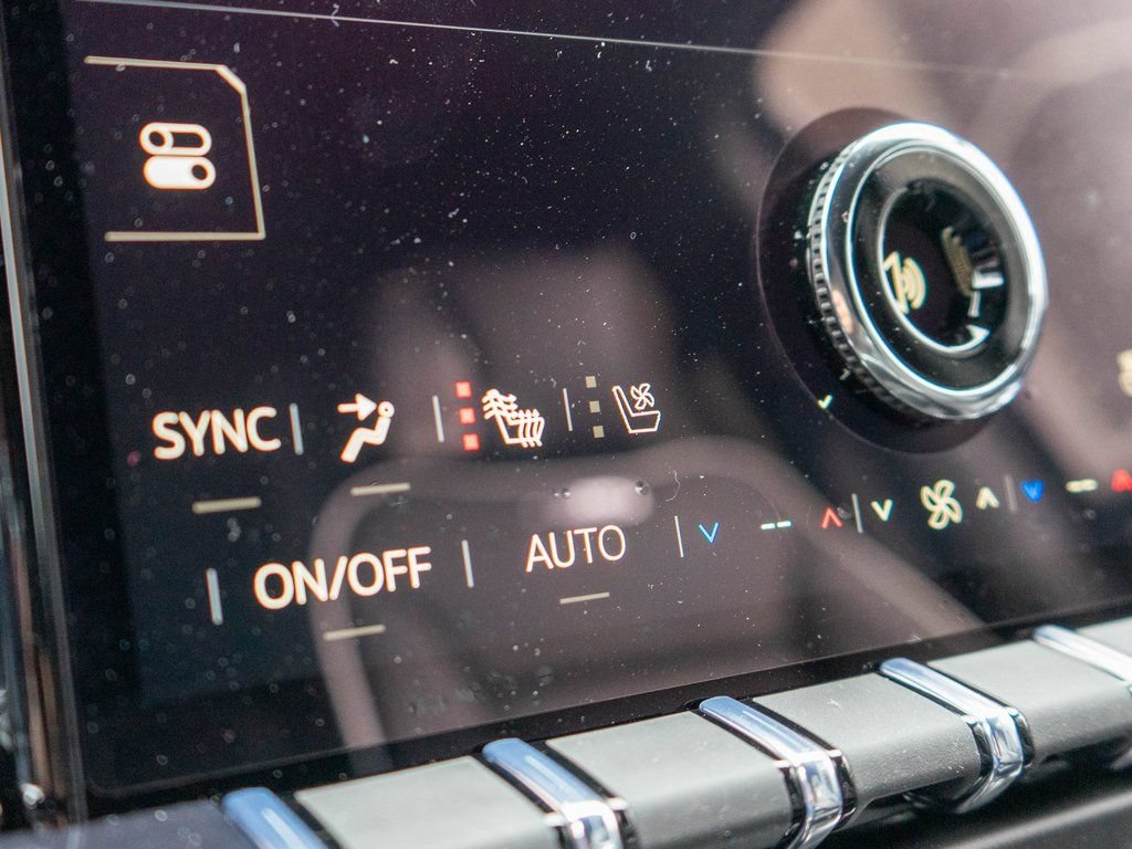 New 2026 GMC Yukon XL AT4 Ultimate AWD/4WD image 30