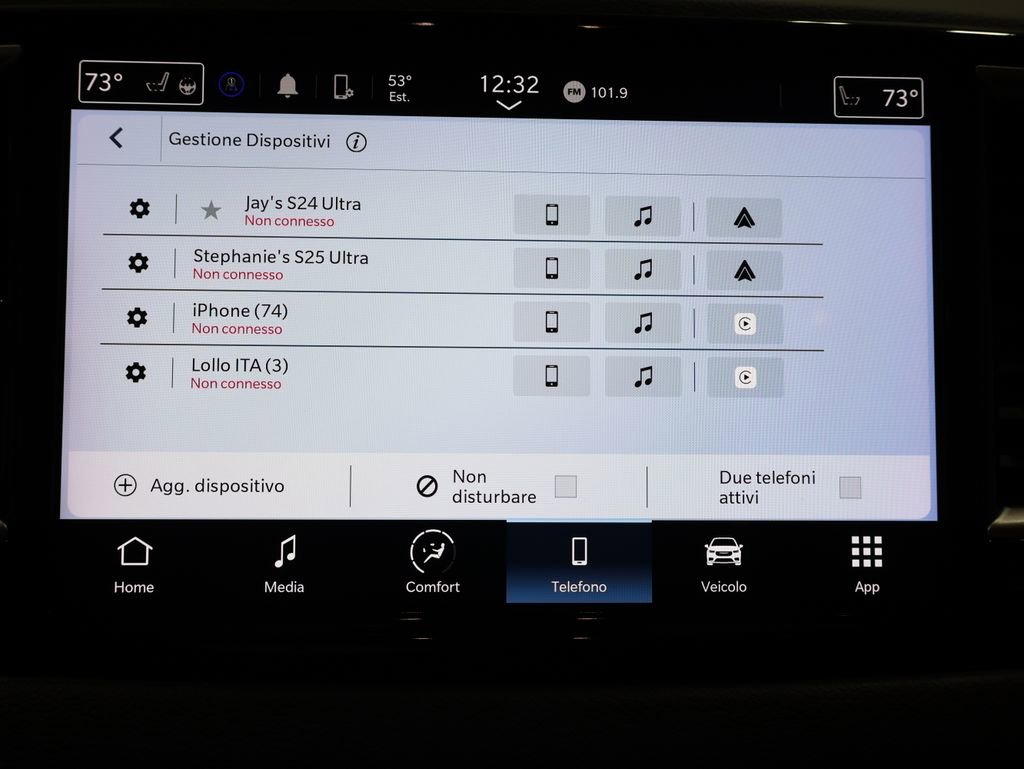 Certified 2024 Chrysler Pacifica Touring-L image 32